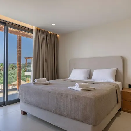 Cameo Luxury Villa